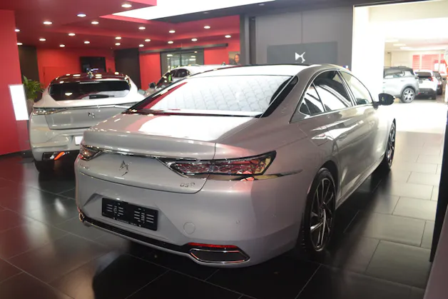 DS Automobiles 9 1.6 E-Tense Rivoli+