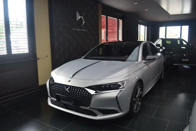DS Automobiles 9 1.6 E-Tense Rivoli+