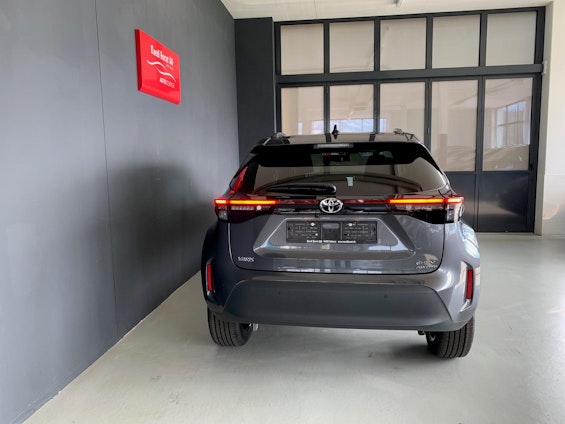 Vehicle image 12 Vehicle image 12