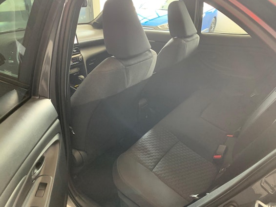 Vehicle image 14 Vehicle image 14