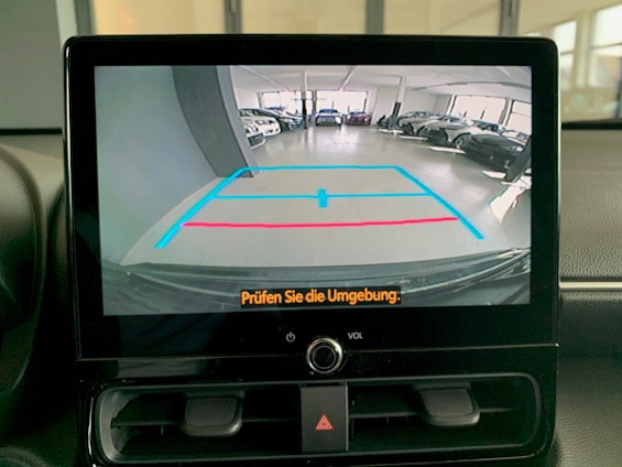 Vehicle image 3 Vehicle image 3