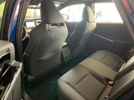 Vehicle image 14 Vehicle image 14