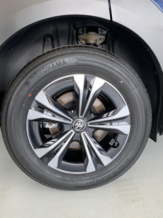 Vehicle image 12 Vehicle image 12