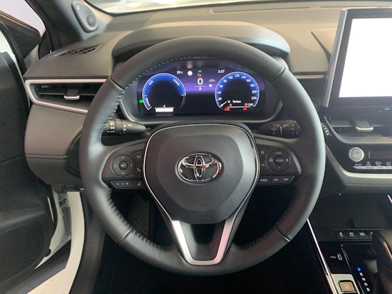 Vehicle image 4 Vehicle image 4