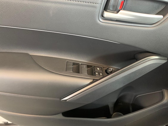 Vehicle image 21 Vehicle image 21