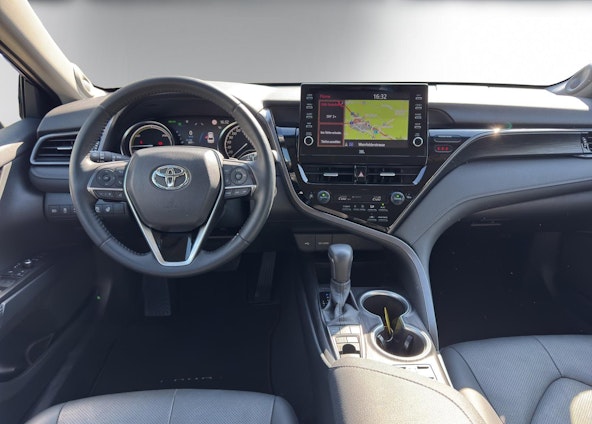 Vehicle image 12 Vehicle image 12