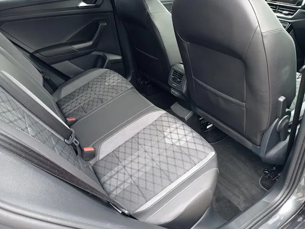 VW T-Roc 2.0 TSI R-Line DSG 4Motion