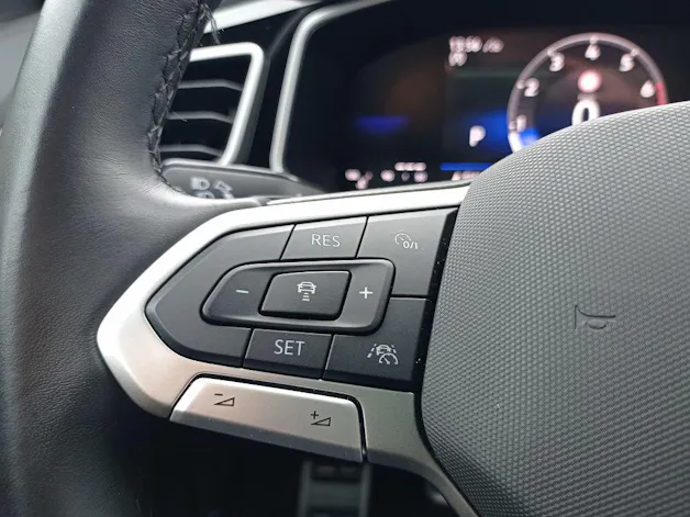 VW T-Roc 2.0 TSI R-Line DSG 4Motion