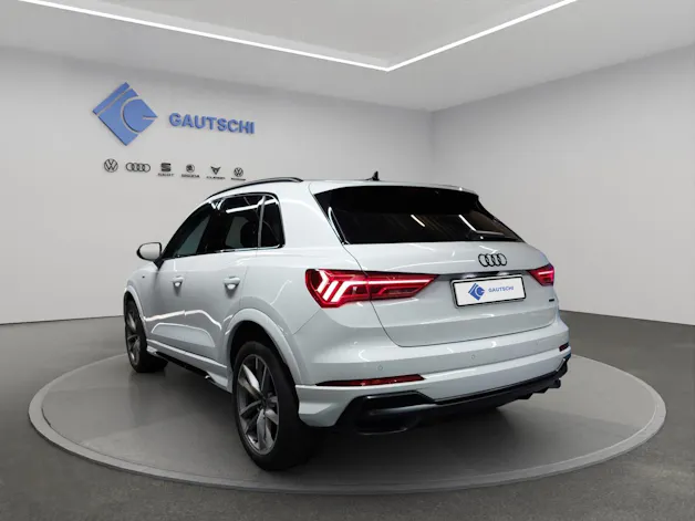 Audi Q3 35 TDI S line quattro S-tronic