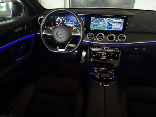 Mercedes-Benz E 350 d AMG Line 9G-Tronic