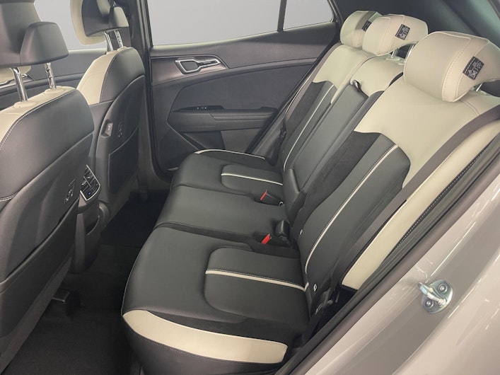 Vehicle image KIA SPORTAGE