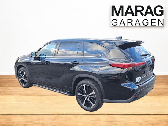 Vehicle image 5 Vehicle image 5