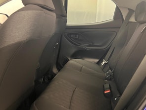 Vehicle image TOYOTA Yaris 1.5 VVT-i HSD Trend