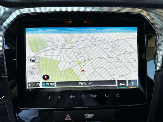 Vehicle image 14