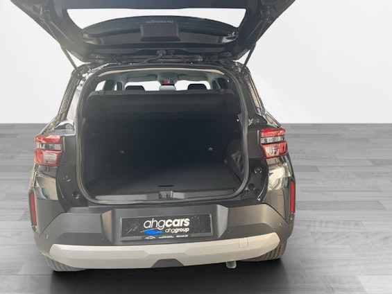 Vehicle image 8 Vehicle image 8