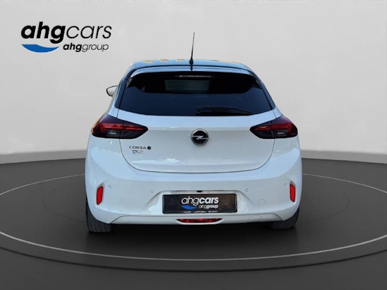 Vehicle image 3 Vehicle image 3