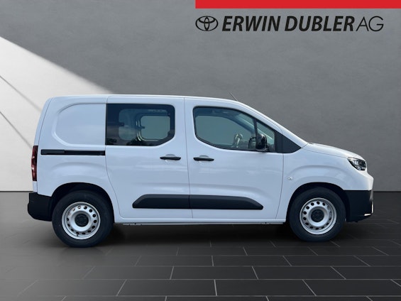 Vehicle image 2 Vehicle image 2