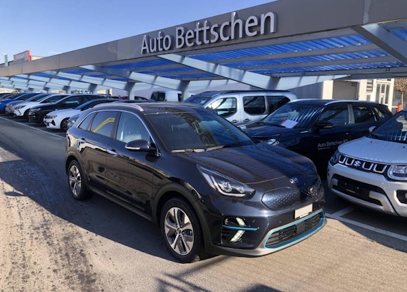 Vehicle image 13 Vehicle image 13