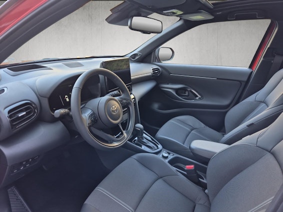 Vehicle image 8