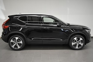 Vehicle image VOLVO XC40 2.0 B3 MH Core