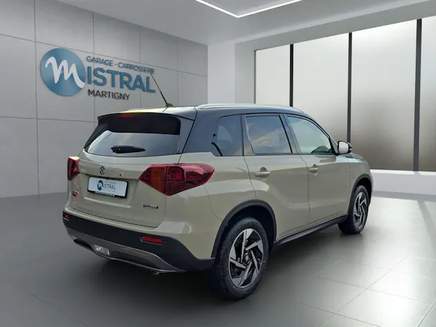 Suzuki Vitara 1.4 T Compact Top Hybrid 4x4
