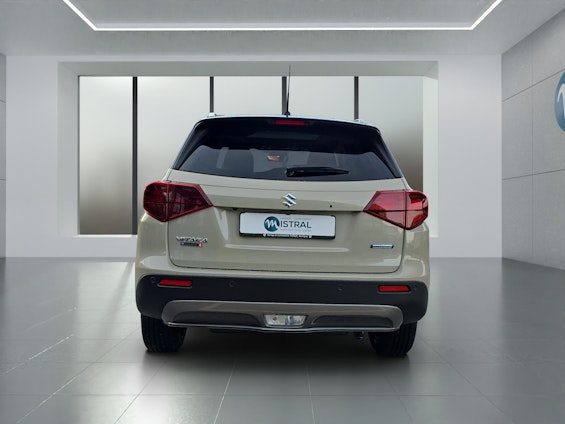 Vehicle image 3 Vehicle image 3