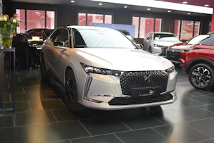 DS Automobiles 4 1.2 Hybrid Antoine de Saint Exupéry