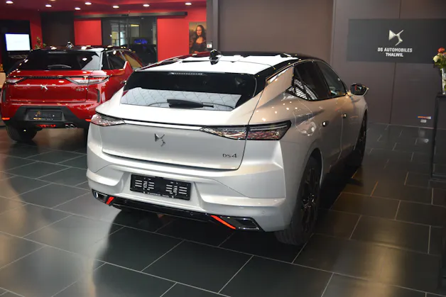 DS Automobiles 4 1.2 Hybrid Antoine de Saint Exupéry
