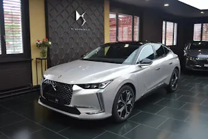 DS Automobiles 4 1.2 Hybrid Antoine de Saint Exupéry