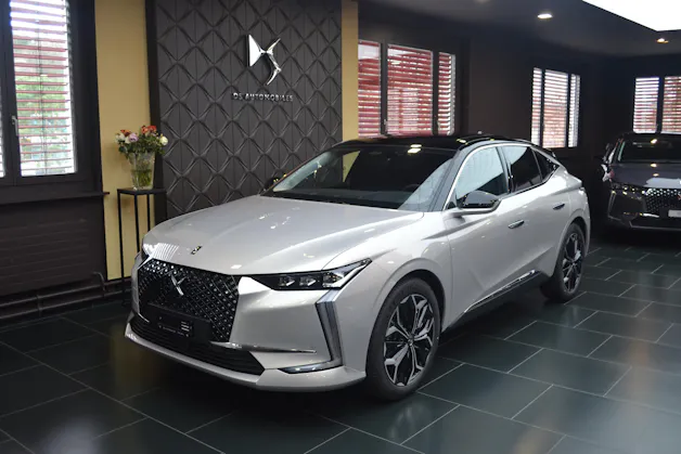 DS Automobiles 4 1.2 Hybrid Antoine de Saint Exupéry