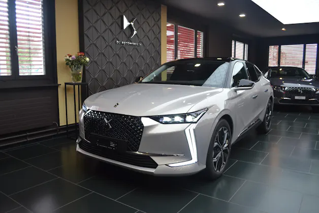 DS Automobiles 4 1.2 Hybrid Antoine de Saint Exupéry