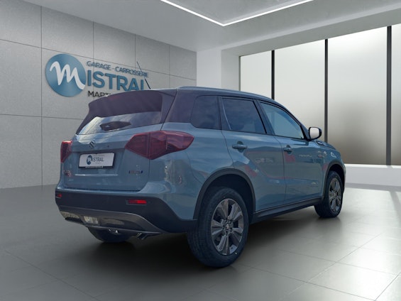 Vehicle image 4 Vehicle image 4