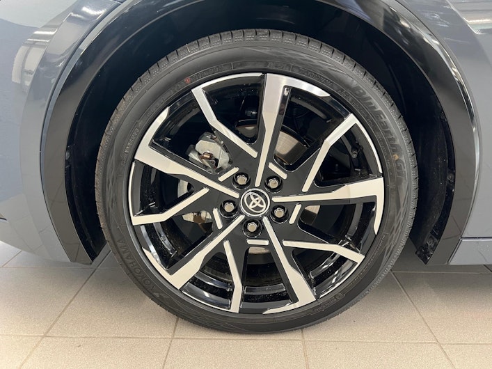 Vehicle image TOYOTA PRIUS+