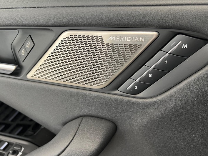 Vehicle image JAGUAR I-PACE