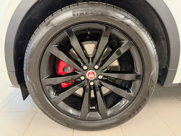 Jaguar E-Pace 2.0 I4 200 R-Dynamic S AWD