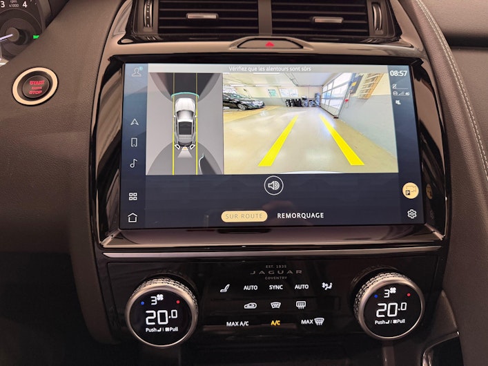 Vehicle image JAGUAR E-PACE