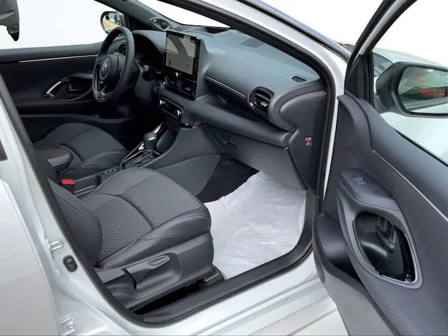 Toyota Yaris 1.5 VVT-i HSD Premium