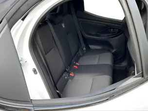 Toyota Yaris 1.5 VVT-i HSD Premium