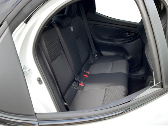 Vehicle image 11 Vehicle image 11