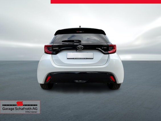 Vehicle image 16 Vehicle image 16