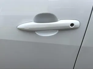 Toyota Yaris 1.5 VVT-i HSD Premium