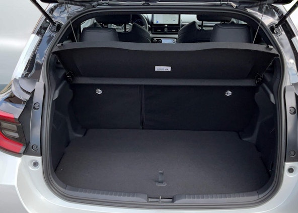 Vehicle image 14 Vehicle image 14