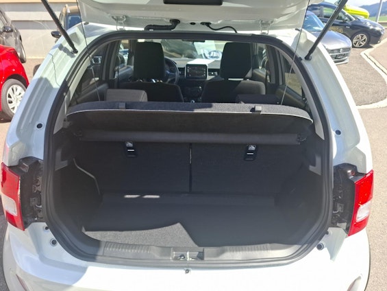 Vehicle image 12 Vehicle image 12