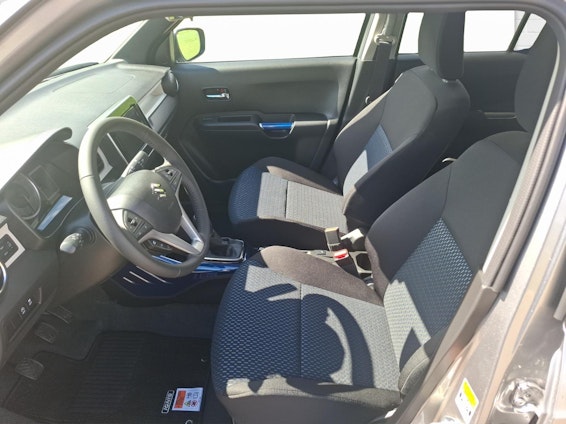 Vehicle image 8 Vehicle image 8