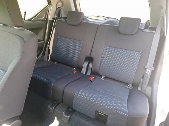 Vehicle image 9 Vehicle image 9