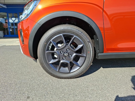 Vehicle image 13 Vehicle image 13