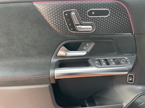 Vehicle image MERCEDES-BENZ EQA 350 4MATIC Excellence AMG Line