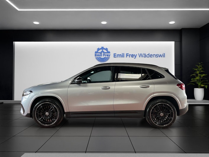 Vehicle image MERCEDES-BENZ EQA 350