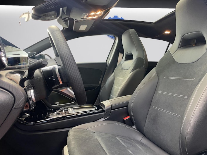 Vehicle image MERCEDES-BENZ A 250