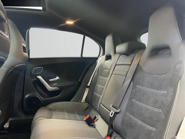 Mercedes-Benz A 250 e  AMG Line